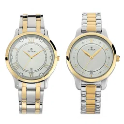 Titan Karishma Bandhan Unisex Silver-Toned Analogue Watch Gift Set   NM17752481BM01-51