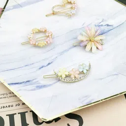 CHRONEX Set Of 4 Assorted Embellished Alligator Hair Clips-8