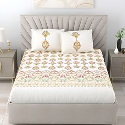 Salona Bichona Green Floral Printed Cotton 300 TC King Bedsheet With 2 Pillow Covers-image-34