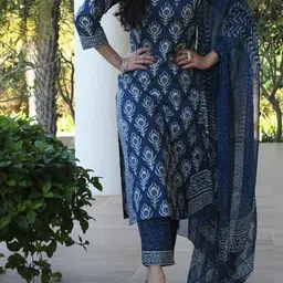 A TO Z CART Girls Floral Printed Regular Pure Cotton Kurta with Pyjamas & With Dupatta-image-51