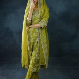 Libas Women Floral Printed Kurta with Trousers & Dupatta-picture-24
