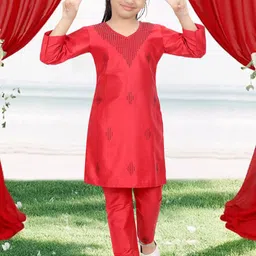 Pehanaava Girls V-Neck Beads & Stones Straight Kurta With Trousers-image-87
