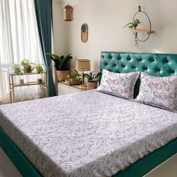 Myntra Elegant Homes White & Grey Floral 400 TC Cotton King Bedsheet Set 2.70 m x 2.70 m-image-33
