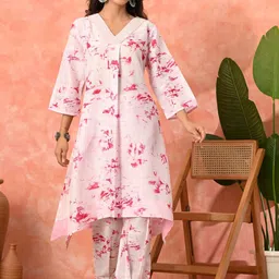 Sangria Women Floral Printed Kurta with Trousers-image-48