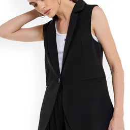 BCBG Notched Lapel Collar Comfort Fit Sleeveless Single-Breasted Blazer-picture-12