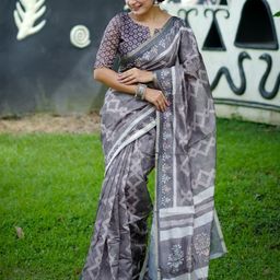 KALINI Geometric Printed Zari Saree With Blouse Piece-picture-33
