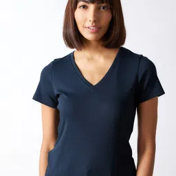 Creatures of Habit Women V-Neck Organic Cotton Pockets T-shirt-image-89