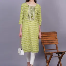 OH MI DIOS Women Floral Embroidered Thread Work Pure Cotton Kurta-image-97