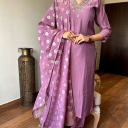 Growdamy Floral Yoke Design Regular Thread Work Straight Kurta with Trousers & Dupatta-picture-50