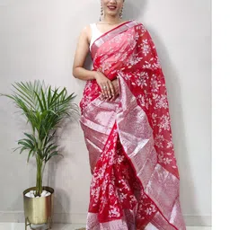 DIVASTRI Embellished Sequinned Organza Ready to Wear Saree-picture-21