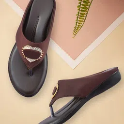 HUNYZA FOOTWEAR Women Solid T-Strap Flats-picture-19