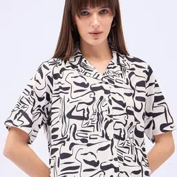DressBerry Women Printed Shirt Style Crop Top-picture-16