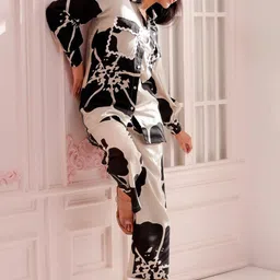 mevinine Printed Shirt Collar Neck Shirt With Trousers Co-Ords-picture-32