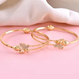 DressBerry Women Gold Stainless Steel Bangle-38