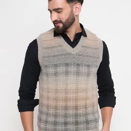Duke Men Acrylic V-Neck Self Design Ribbed Sleeveless Reversal Pullover-image-15