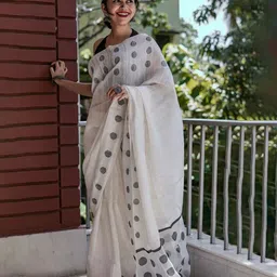 Marziyaa Polka Dots Banarasi Saree-picture-26