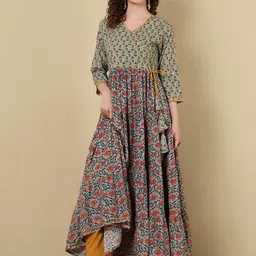 GLAM ROOTS Ethnic Motifs Printed V-Neck Empire Flared Anarkali Kurta-17