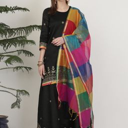 KAANCHIE NANGGIA Floral Embroidered Ready to Wear Lehenga & Blouse With Dupatta-picture-35