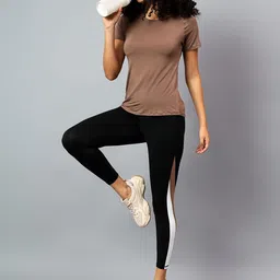 Fitkin Women Typography Colourblocked V-Neck Dri-FIT Raw Edge T-shirt-image-5