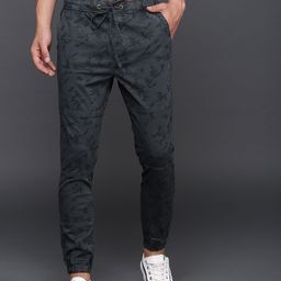 WROGN Men Charcoal Grey & Black Camouflage Printed Joggers-image-4
