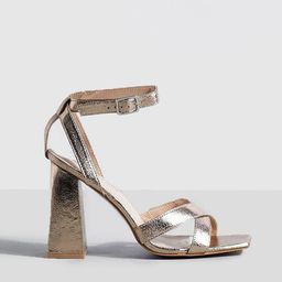 Boohoo Grey Block Sandals-49