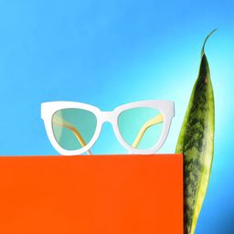 HAUTE SAUCE by Campus Sutra Women Yellow Lens & White Cateye Sunglasses with Polarised Lens-image-50