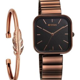 Titan Women Stainless Steel Bracelet Style Straps Analogue Watch 2715QM01F-33