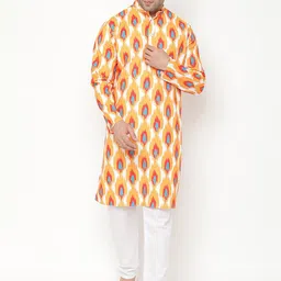 Hangup Men Printed Kurta with Pyjamas & Nehru Jacket-35