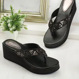 madam glorious Embellished Open Toe Wedge Heels-78