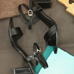 pelle albero Women Black Block Heels-image-69