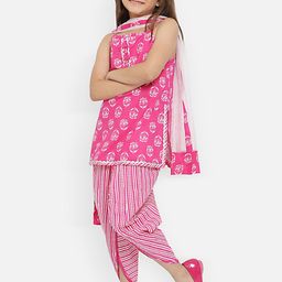 Nauti Nati Girls Floral Printed Pure Cotton Kurti With Dhoti Pants & Dupatta-picture-55