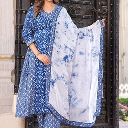 Chandbaali Floral Printed Regular Anarkali Kurta With Pyjamas & Dupatta-image-8