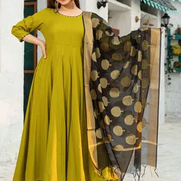 PHEETA Women Green Kurta with Palazzos & With Dupatta-picture-49