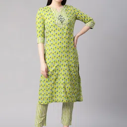 Sringam Women Green Ethnic Motifs Printed Kurta with Trousers-image-19
