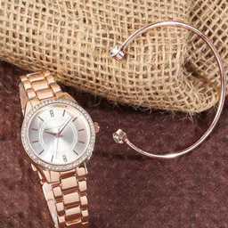 French Connection Women Watch With Bracelet-image-5