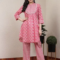 Nayam By Lakshita Floral Printed Regular Kurta with Trouser-32