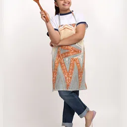 Arrabi Kids Beige & Brown Printed Aprons With 2 Patch Pockets-37