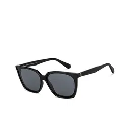 Vincent Chase Unisex Grey Lens & Black Wayfarer Sunglasses with Polarised and UV Protected Lens-17
