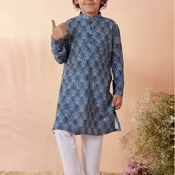Manyavar Boys Ethnic Motifs Printed Kurta with Pyjamas-image-7