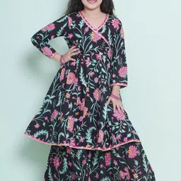 Bitiya by Bhama Girls Floral Printed Angrakha Gotta Patti Pure Cotton Kurta with Sharara-image-101