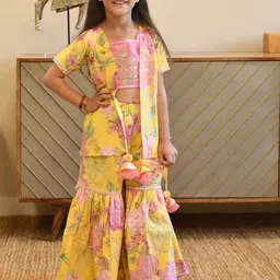 Fayon Kids Girls Floral Printed Regular Pure Cotton Kurti with Sharara-image-42