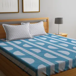 KLOTTHE Blue & White Geometric Printed 300 TC King Bedsheet With 2 Pillow Covers-picture-29