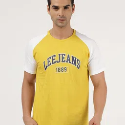 Lee Men Yellow & White Colourblocked Slim Fit T-shirt-image-48