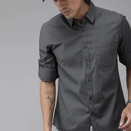 Roadster Men Charcoal Grey Regular Fit Solid Sustainable Casual Shirt-image-16
