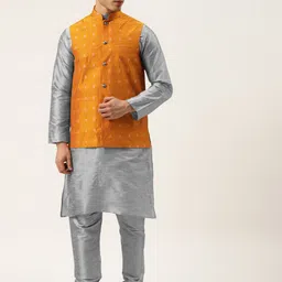 SOJANYA Men Grey Kurta with Churidar & Nehru Jacket-4