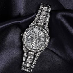 HAUTE SAUCE by  Campus Sutra Women Embellished Bracelet Style Straps Watch SS23_HSWC1109-17