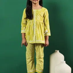 Readiprint Fashions Girls Floral Printed Pure Cotton Kurti With Palazzos-image-31