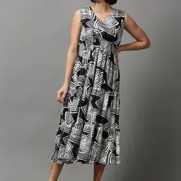 SHOWOFF Floral Chiffon A-Line Midi Dress-image-16