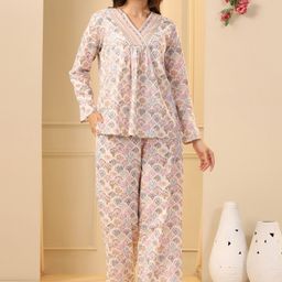 SANSKRUTIHOMES Off White & Pink Ethnic Motifs Printed Pure Cotton Night Suit-image-51