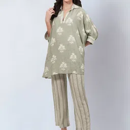 First Resort by Ramola Bachchan Ethnic Motifs Printed Kaftan & Pyjamas-picture-21